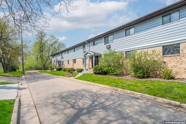 671 S Western Ave unit 107 - Neenah, WI