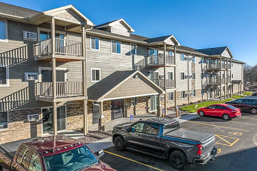 River Bend Estates Apartments - Onalaska, WI