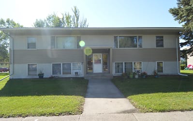 1117 13th Ave Apartments - Grand Forks, ND