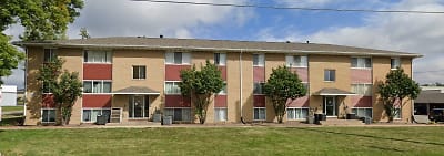 1050 Twixt Town Rd unit 9 - Cedar Rapids, IA