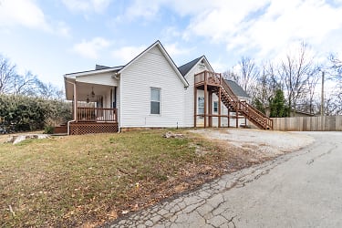 226 Lynnwood Dr unit 3 - Knoxville, TN