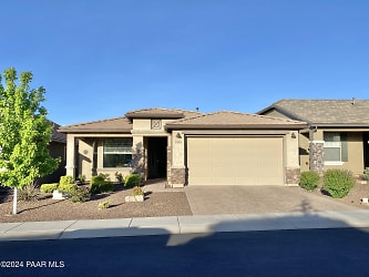 1553 Range View Cir - Prescott Valley, AZ