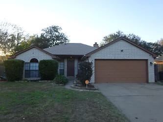 2202 Heights Dr - Harker Heights, TX