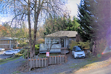 5124 SW 45th Ave - Portland, OR