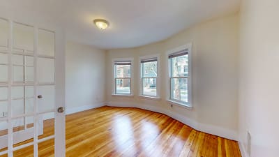 679 Winchester Ave unit 1 - New Haven, CT