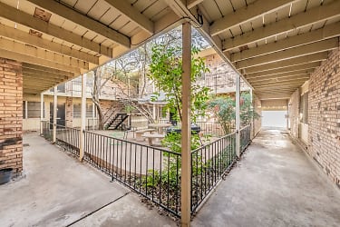 4808 Bryce Ave unit 19 - Fort Worth, TX