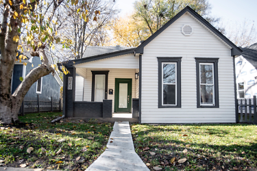 1040 Jefferson Ave - Indianapolis, IN