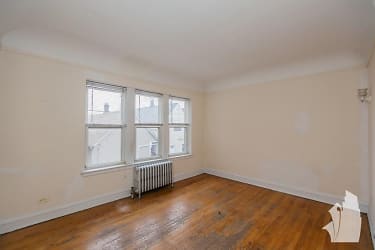 2944 N Albany Ave unit 2946-3W - Chicago, IL