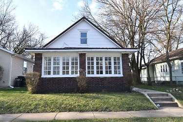 1140 E Sorin St - South Bend, IN