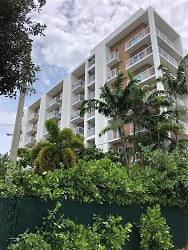 2740 SW 28th Terrace #305 - Miami, FL