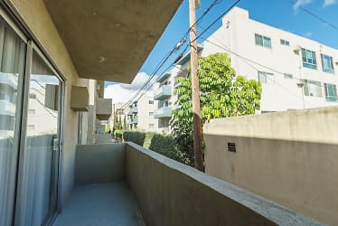 238 Serrano Ave unit 314 - Los Angeles, CA