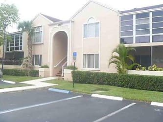 4830 NW 102nd Ave #102 - Doral, FL