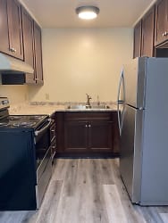 22 1st St NW unit 5 - undefined, undefined