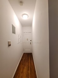 25-54 38th St unit 1C - Queens, NY