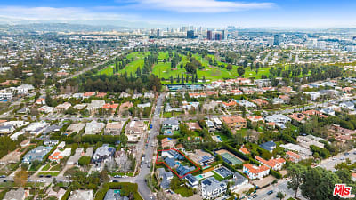 13000 Brentwood Terrace - Los Angeles, CA