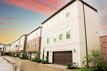 Villas At Kings Harbor Apartments - Kingwood, TX