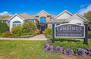 The Landings At Amhurst Lake Apartments - Waukegan, IL