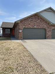 431 N Creek Trail St unit 435 - Kechi, KS