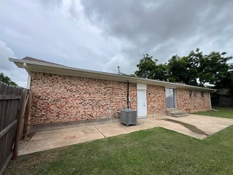 948 Brown Dr - Midwest City, OK