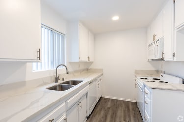 6643 Haskell Ave unit 108 - Los Angeles, CA