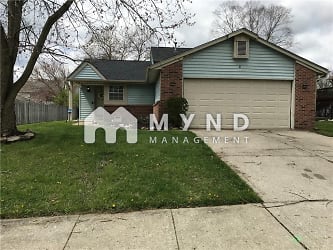 4224 Robertson Blvd - Indianapolis, IN