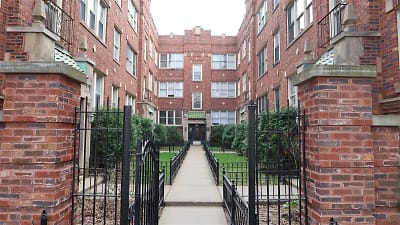 5041 N Springfield Ave unit 2A - Chicago, IL