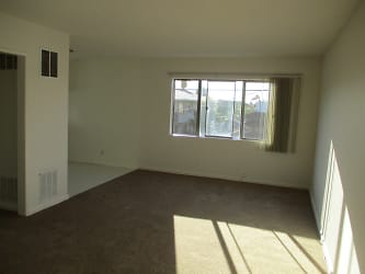 2038 S Holt Ave unit 11 - Los Angeles, CA