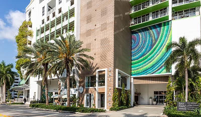 Bay Parc Apartments - Miami, FL