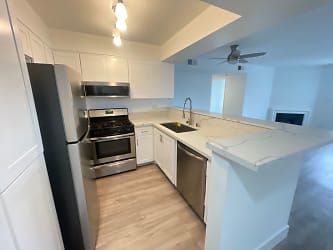 3144 S Canfield Ave unit 309 - Los Angeles, CA