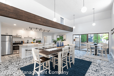 Oak Terrace Apartments - Lakewood, WA