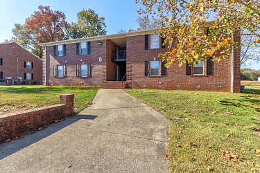 Admiral Place Apartments - Shelbyville, TN