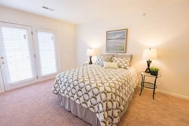 Silver Lake Hills Apartments - Fenton, MI