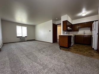 135 S 3rd St. Apartments - Hilbert, WI