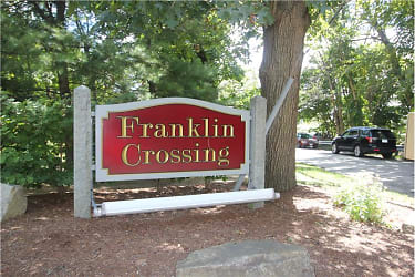 2008 Franklin Crossing Rd - Franklin, MA