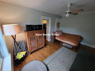 5945 N Greenview Ave unit 1F - Chicago, IL