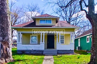 2137 N Dexter St - Indianapolis, IN