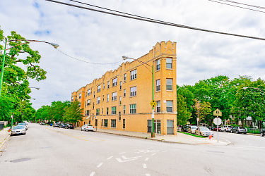 2038 W Touhy Ave unit 2 - Chicago, IL