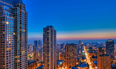 The Chicagoan Apartments - Chicago, IL