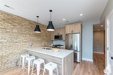 2535 N Campbell Ave unit 2537-2 - Chicago, IL