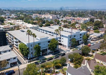 12135 Mitchell Ave unit 35-105 - Los Angeles, CA