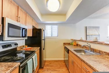6880 W 91st Ct unit 04-207 - Westminster, CO