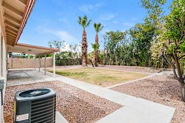 1337 S Gold Dr - Apache Junction, AZ