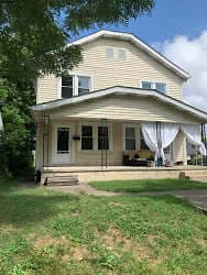 1390 Meadow Rd unit 2 - Columbus, OH