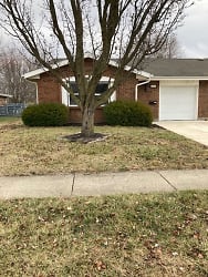 4305 Forestview Ct - Englewood, OH
