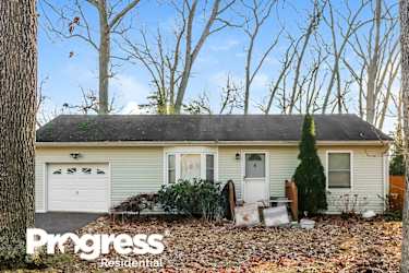 12 LAWRENCE AVE - Bayville, NJ