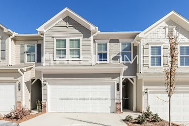 4987 Flower Sprout Dr - Buford, GA