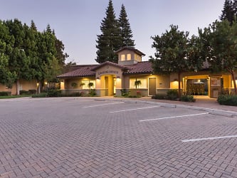 The Meadows Apartments - Sunnyvale, CA