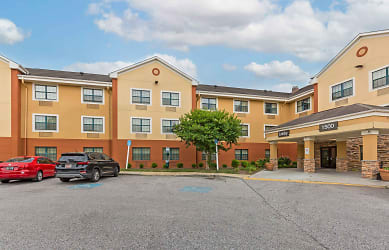 Furnished Studio - Baltimore - BWI Airport - Aero Dr. Apartments - Linthicum Heights, MD