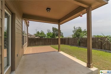 161 Conway Castle Dr - New Braunfels, TX