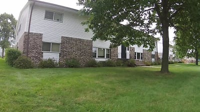 200 S Division St unit 16 - Waunakee, WI
